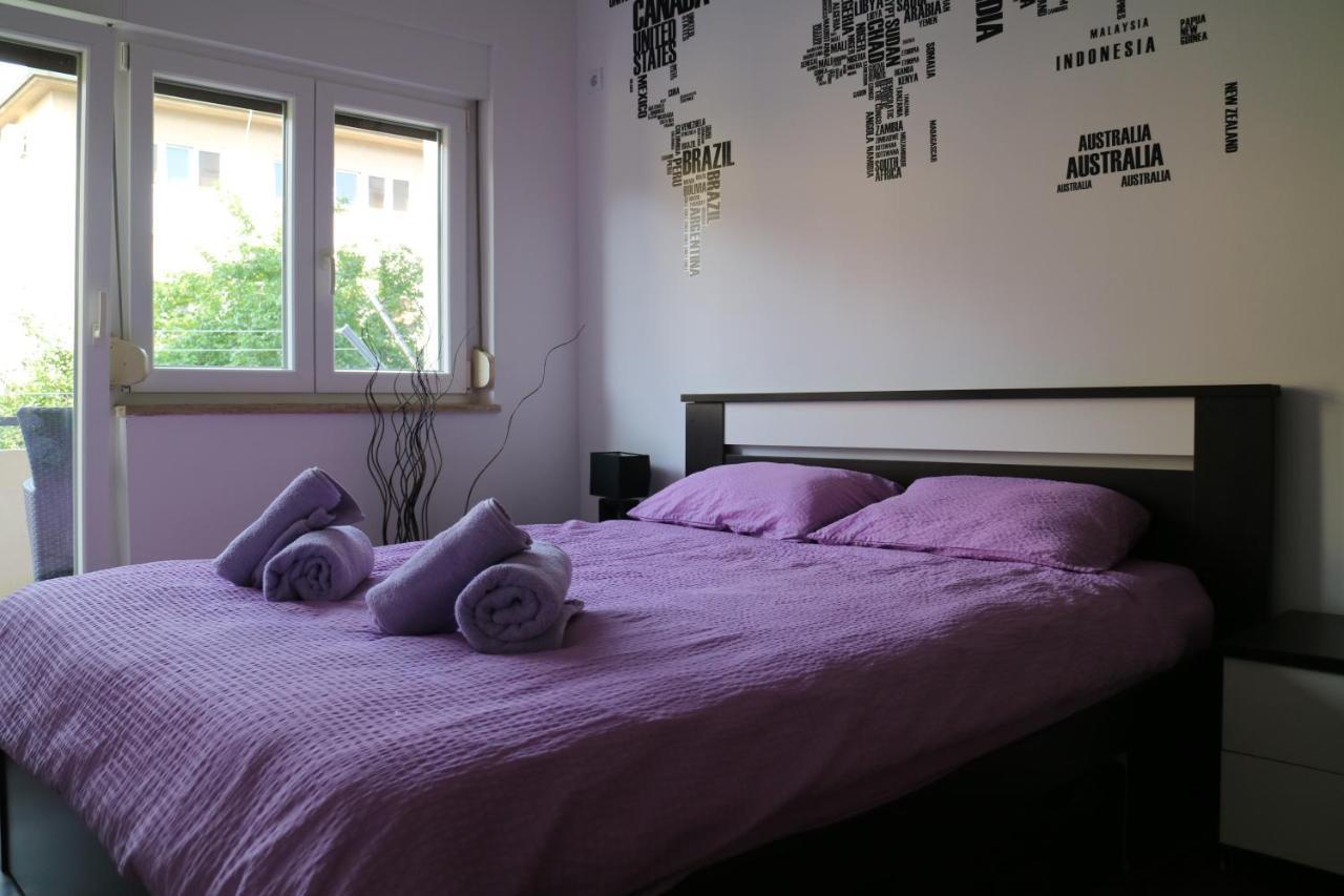 Apartman Mark Apartment พูลา ภายนอก รูปภาพ