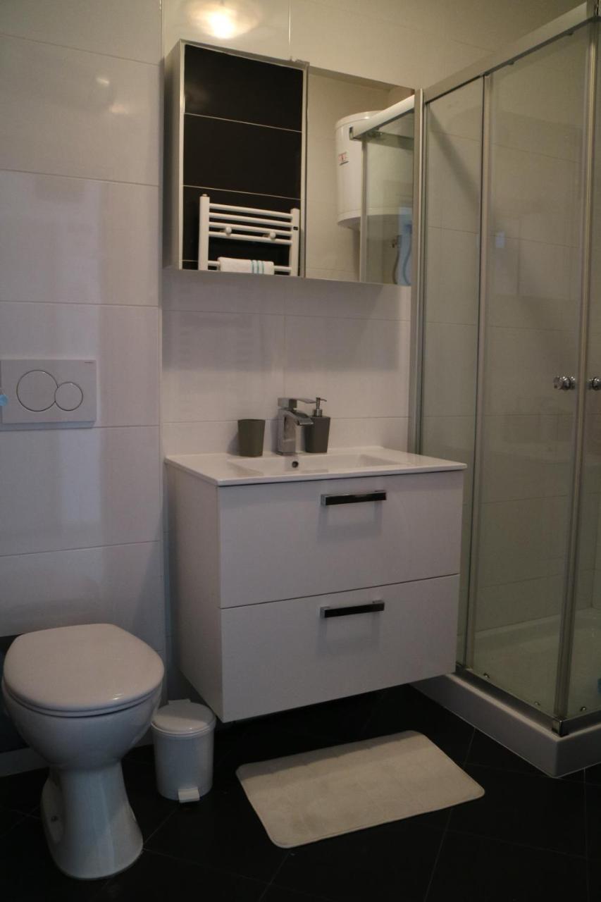 Apartman Mark Apartment พูลา ภายนอก รูปภาพ